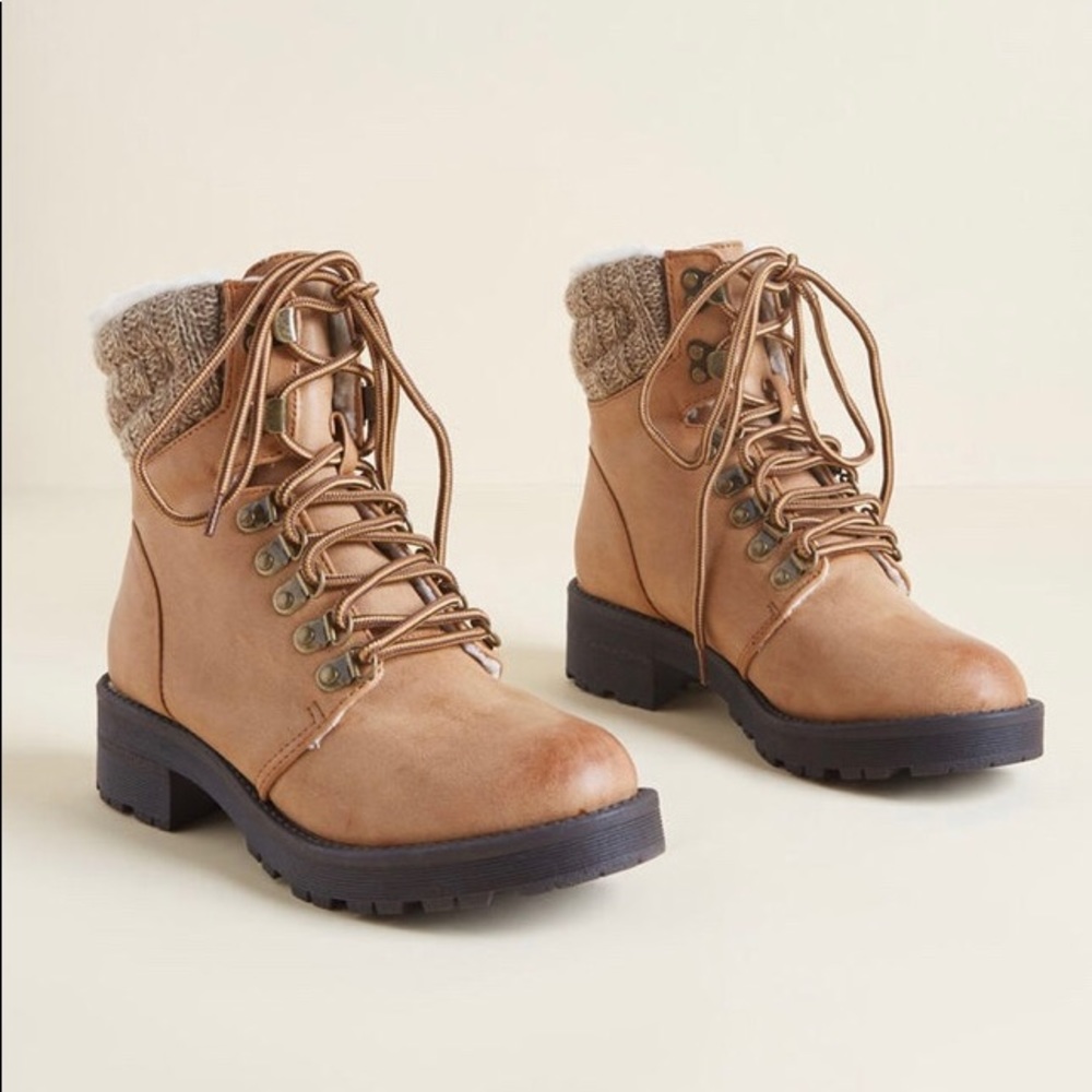 Head Held Hike ModCloth Boot